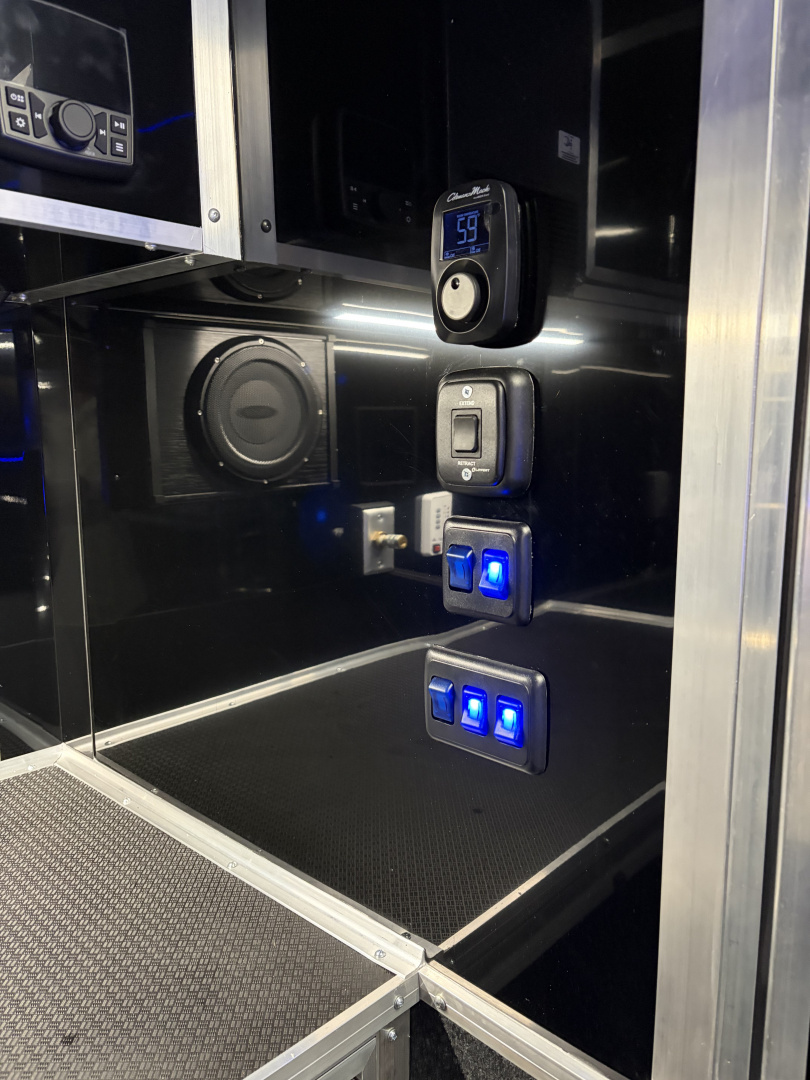 New 2026 Haulmark 34 Bathoom Race Trailer, Air Prep PKG, Awning, Polycor, Insulated, Window, 54" ALX Slide Out Step, A/C + Heat