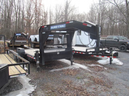 Used 2021 Sure-Trac 7 X 18 14K Gooseneck Tilt Equipment Trailer