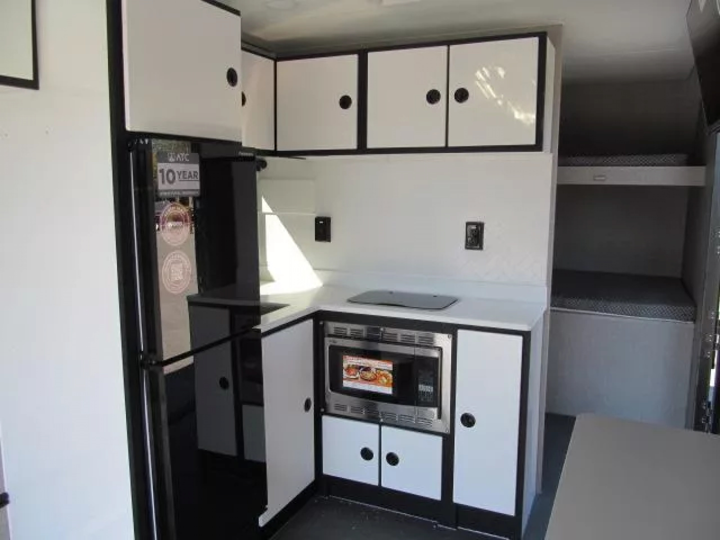 New Aluminum Trailer Company PLA 450 2011 Toy Hauler