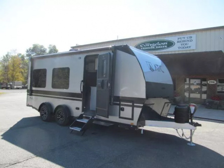 New Aluminum Trailer Company PLA 450 2011 Toy Hauler