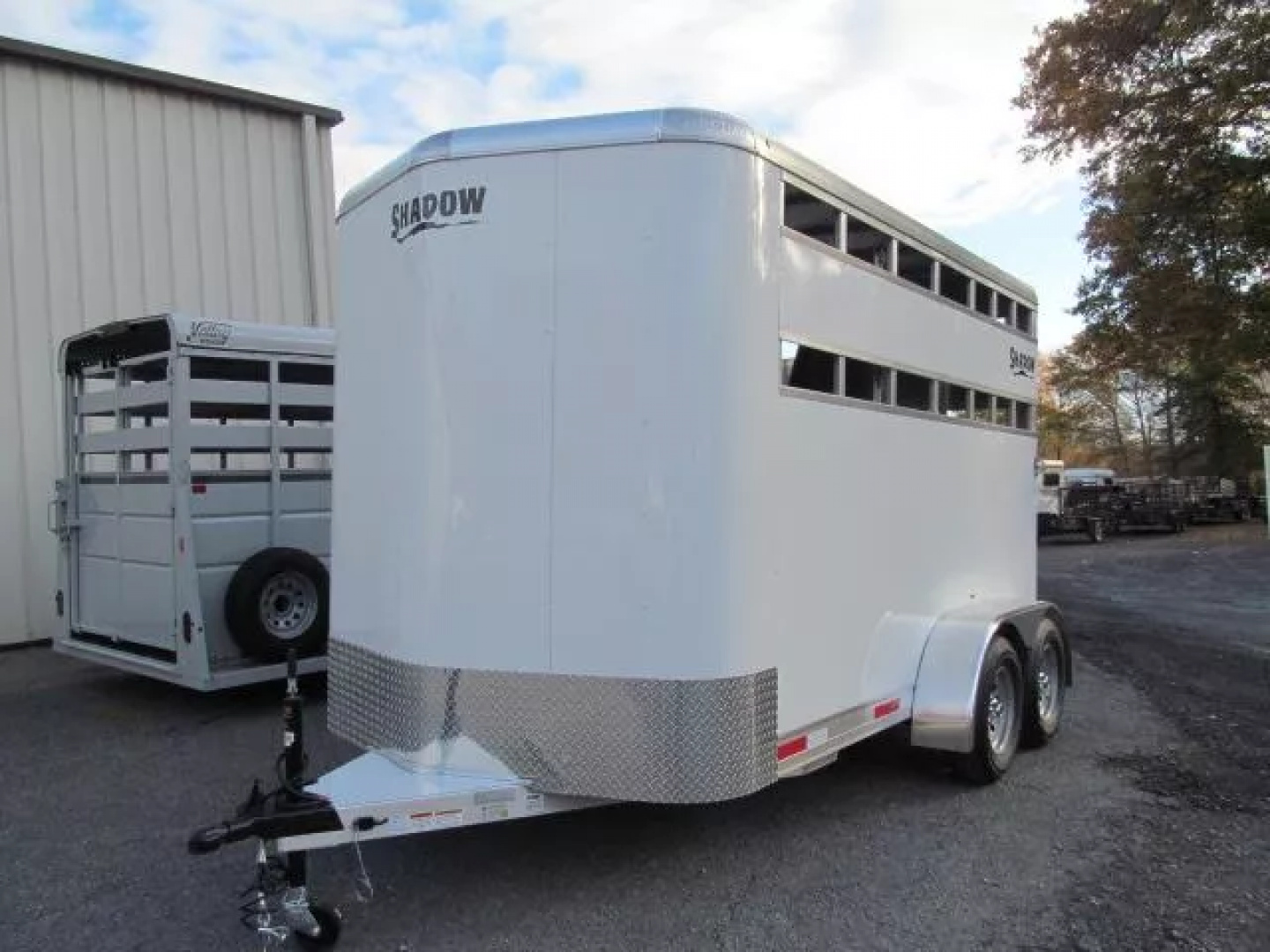 New Shadow  Stablemate 2H Slant BP Stock Combo Horse Trailer