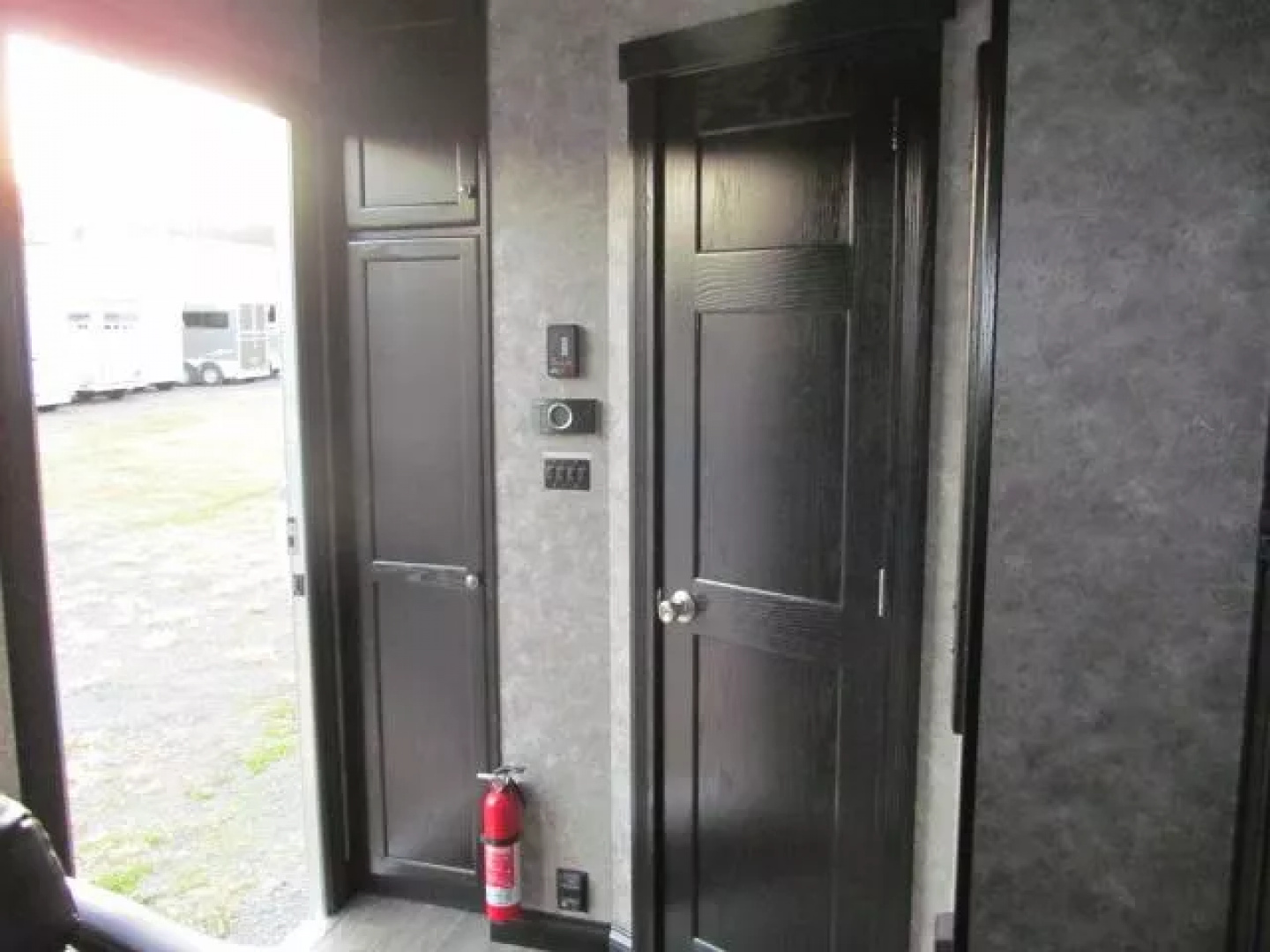 Used 2020 ATC 8.5 X 48 Car Hauler / LQ Gooseneck Trailer