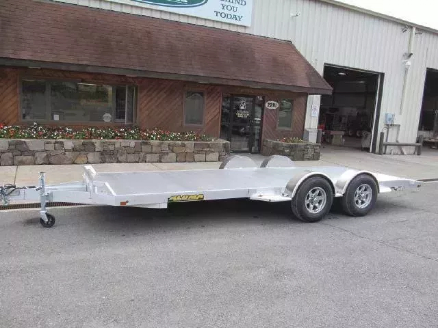 New Aluma 8218HDT Car Trailer