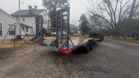 New 2026 Diamond C Trailers 23924 lpx drive over knees gray Equipment Trailer