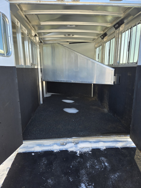 Used 2023 Exiss Trailers 3H Horse Trailer w/ Ramp