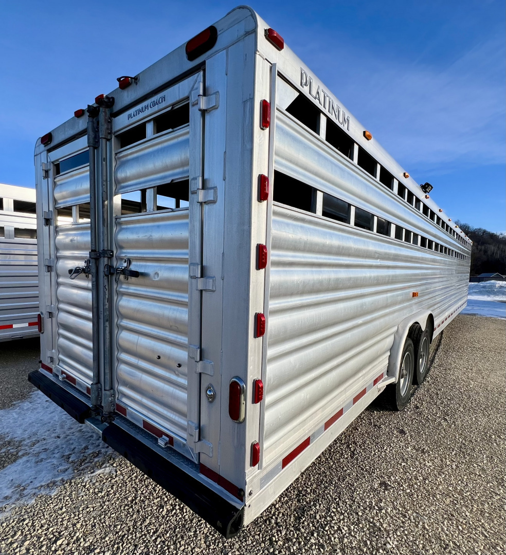 Used 2018 Platinum Coach LIVESTOCK Stock / Stock Combo Trailer