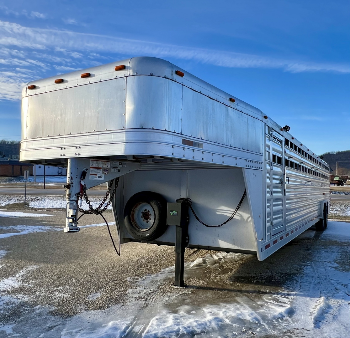 Used 2018 Platinum Coach LIVESTOCK Stock / Stock Combo Trailer