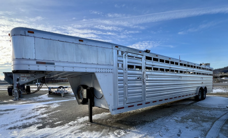 Used 2018 Platinum Coach LIVESTOCK Stock / Stock Combo Trailer