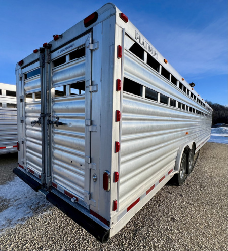 Used 2018 Platinum Coach LIVESTOCK Stock / Stock Combo Trailer