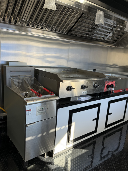 New 2026 Coast 2 Coast 8.5X18 TA CONCESSION TRAILER (FULLY EQUIPPED) BLACKOUT Vending / Concession Trailer