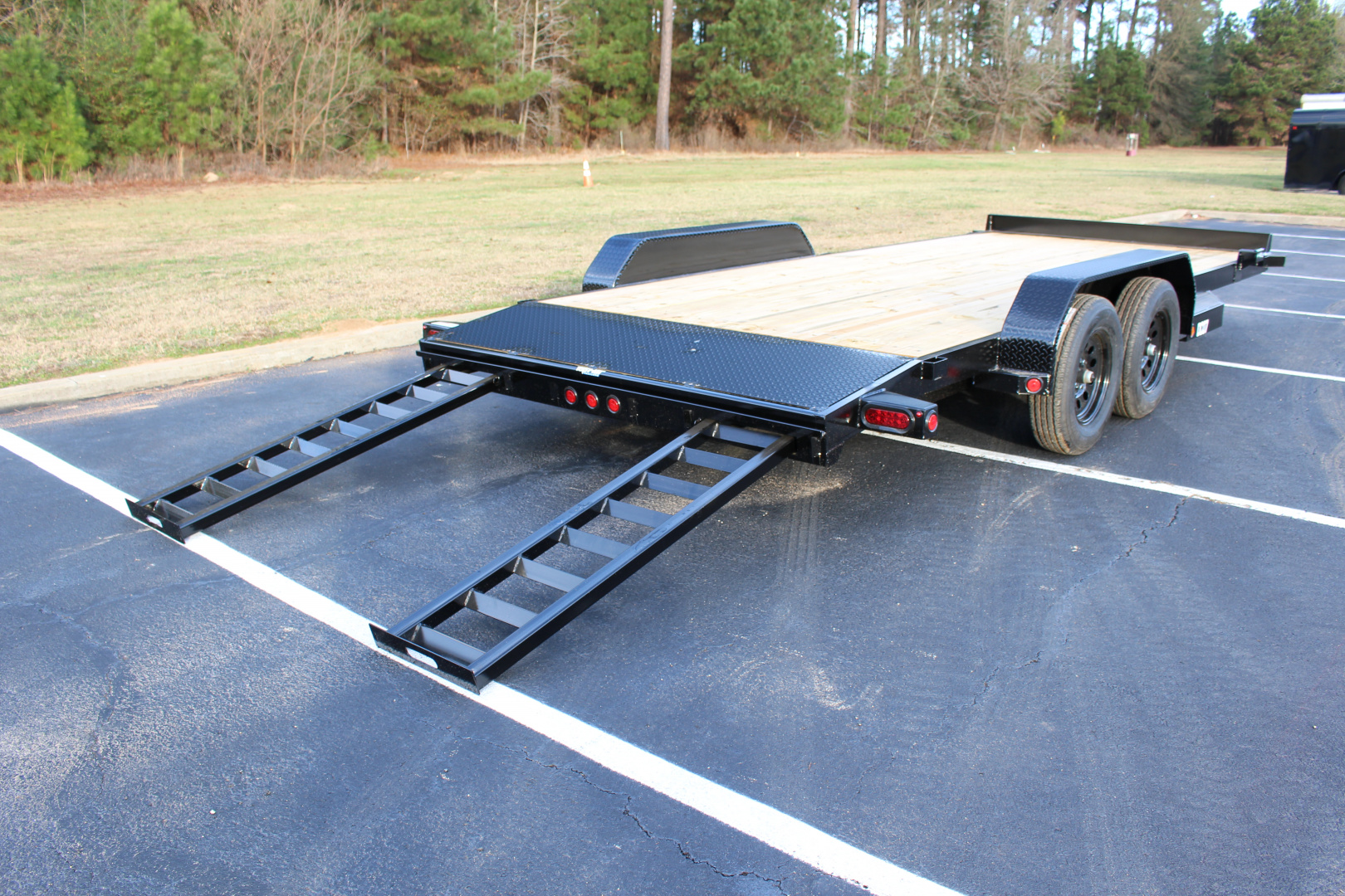 New 2026 18'x83" TOP HAT DC-07 DELUXE Car Hauler