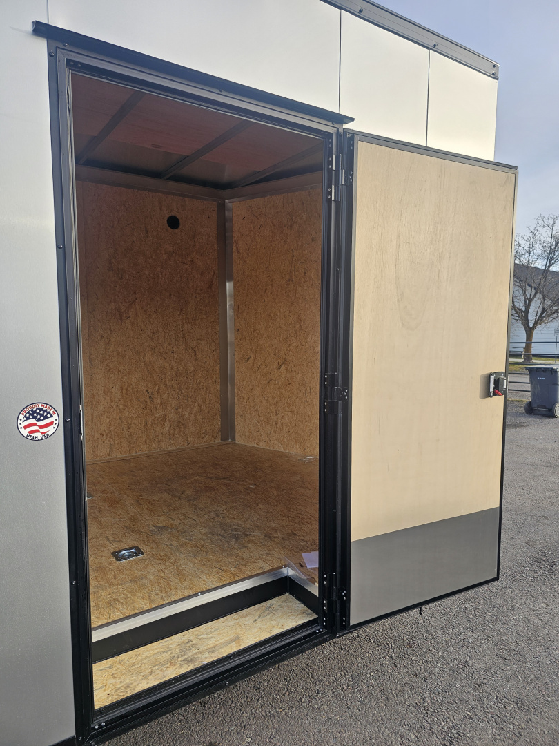 New 2026 Look ST DLX 8.5x24 10k Enclosed Cargo Trailer