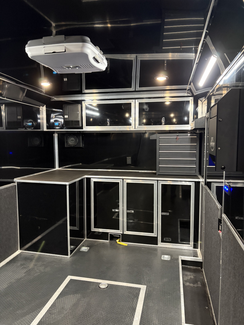 Used 2025 Haulmark EDGE 32 Race Trailer, Sportsman Plus Package, Dual A/C, Pit Accessories, Gen Slides, Polycor, Insulated, 18K GVWR