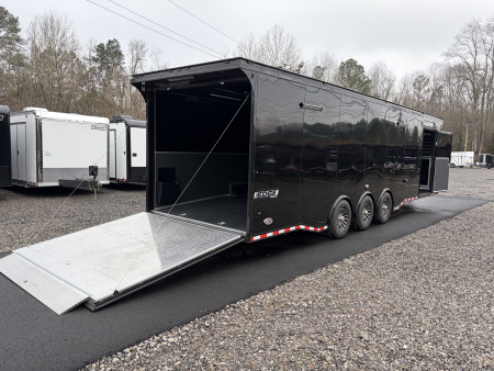 Used 2025 Haulmark EDGE 32 Race Trailer, Sportsman Plus Package, Dual A/C, Pit Accessories, Gen Slides, Polycor, Insulated, 18K GVWR