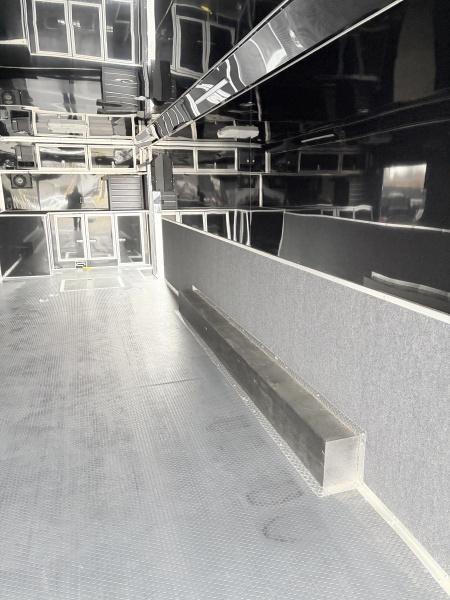 Used 2025 Haulmark EDGE 32 Race Trailer, Sportsman Plus Package, Dual A/C, Pit Accessories, Gen Slides, Polycor, Insulated, 18K GVWR