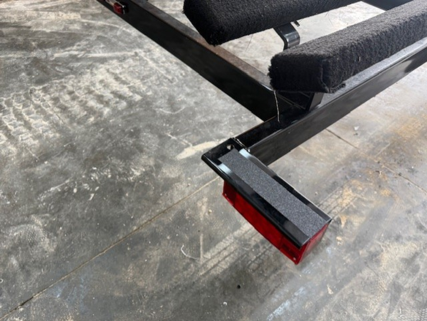 New 2026 Haul-Rite Trailers FS20S Pontoon Boat