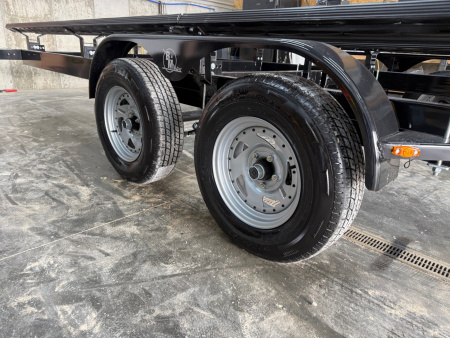 New 2026 Haul-Rite Trailers FS25-26 Super-HD Tritoon Pontoon Boat