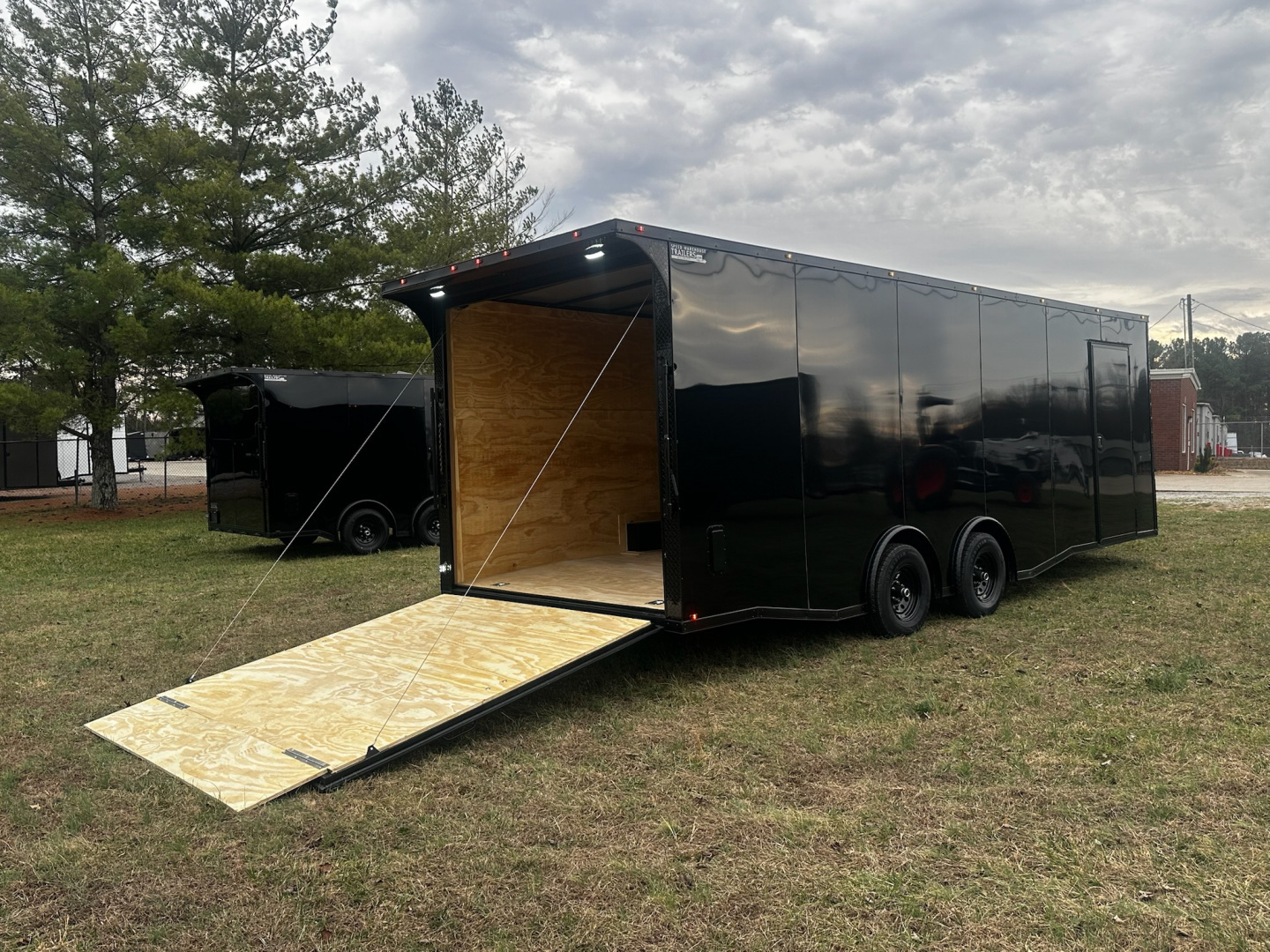 New 2026 Luxe 8.5x24 Car Hauler-5200LB Torsion Axle-Black Poly-Blackout-Enclosed Car Hauler