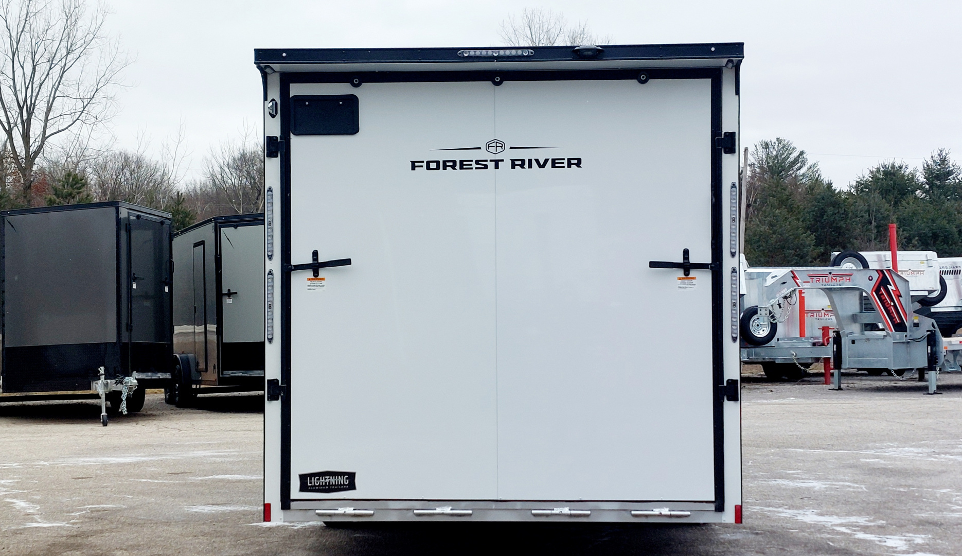 New 8 X 22 SNOWMOBILE/CAR HAULER ENCLOSED ALL ALUMINUM W/ FRONT DROP DOWN RAMP 2026 LIGHTNING