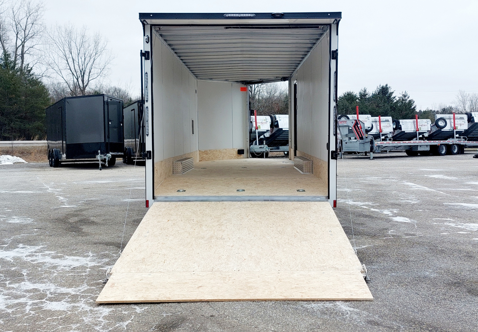 New 8 X 22 SNOWMOBILE/CAR HAULER ENCLOSED ALL ALUMINUM W/ FRONT DROP DOWN RAMP 2026 LIGHTNING