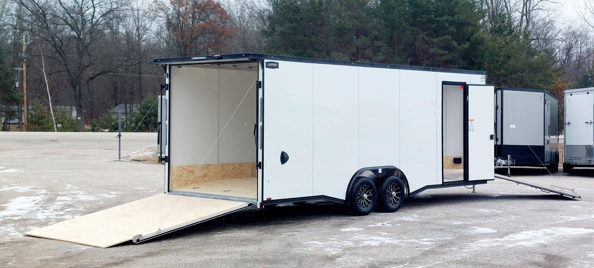 New 8 X 22 SNOWMOBILE/CAR HAULER ENCLOSED ALL ALUMINUM W/ FRONT DROP DOWN RAMP 2026 LIGHTNING