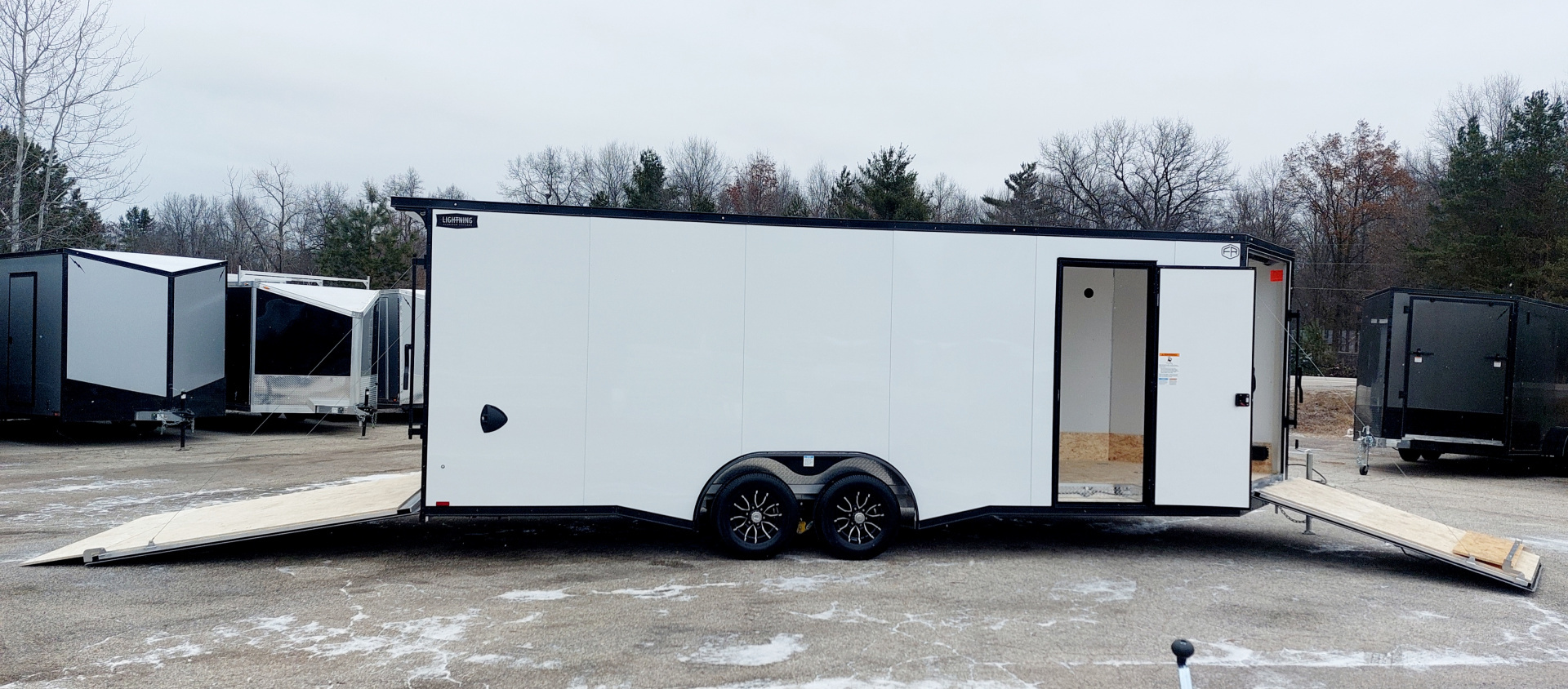 New 8 X 22 SNOWMOBILE/CAR HAULER ENCLOSED ALL ALUMINUM W/ FRONT DROP DOWN RAMP 2026 LIGHTNING