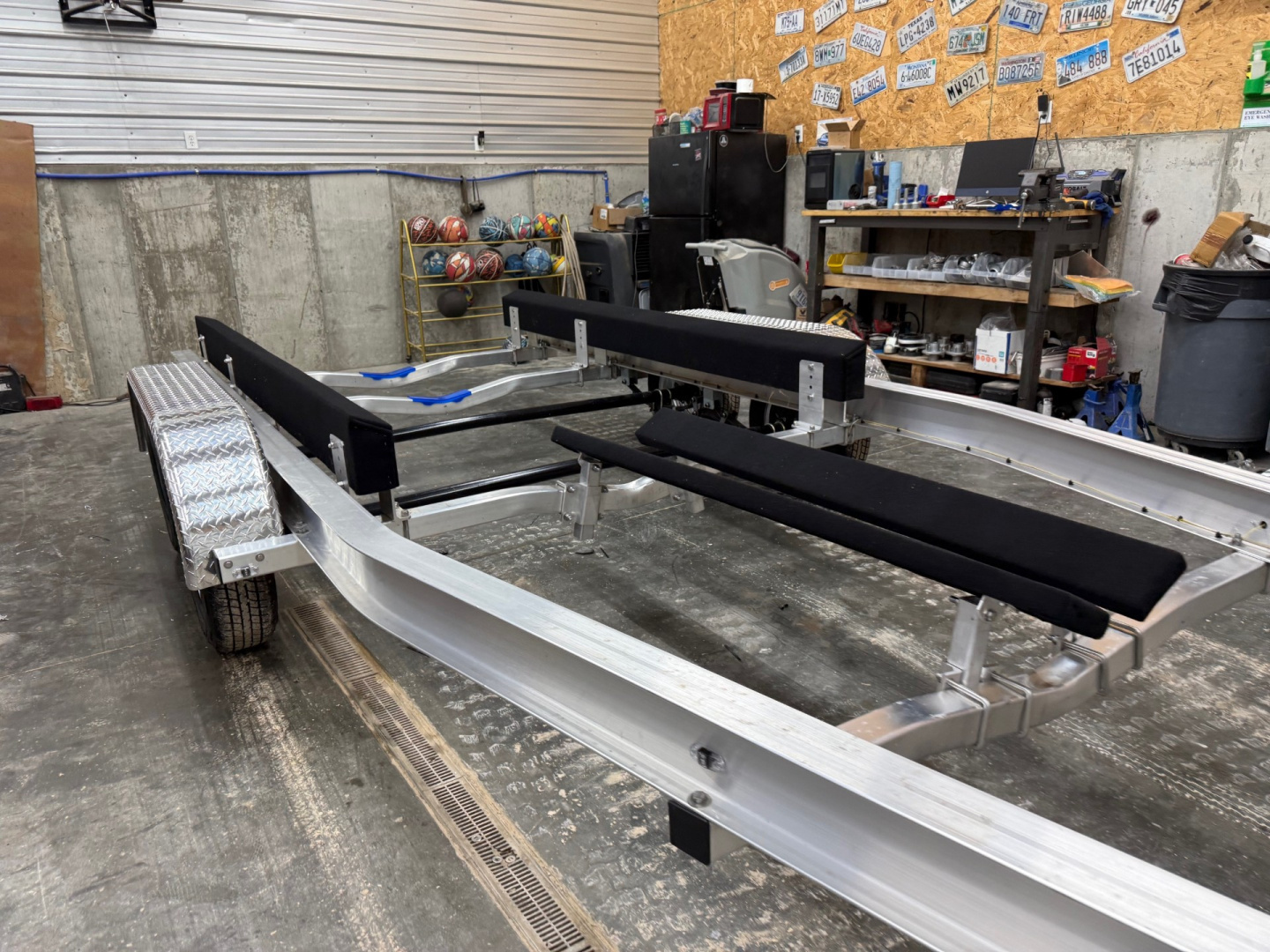 New 2026 WaterMade Boat Trailers WM26-28 7KS Bowrider
