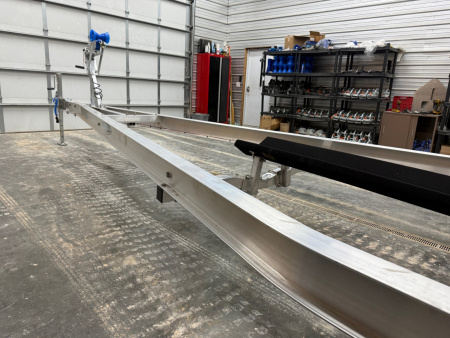 New 2026 WaterMade Boat Trailers WM26-28 7KS Bowrider
