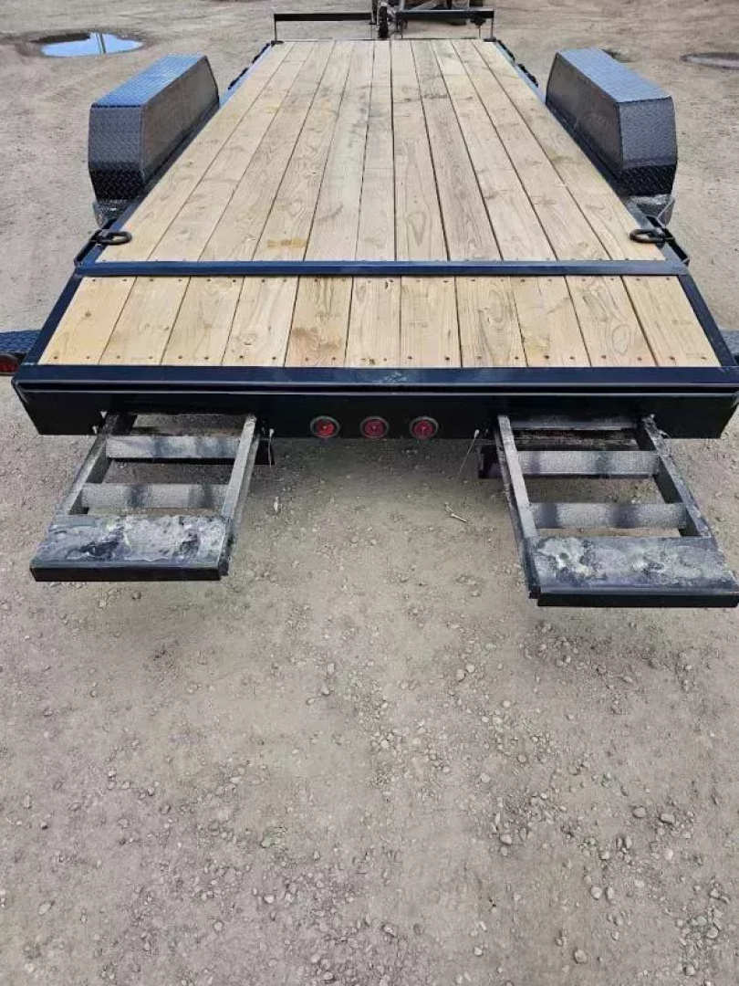 New 2026 Iron Bull 18' 10k Car Hauler