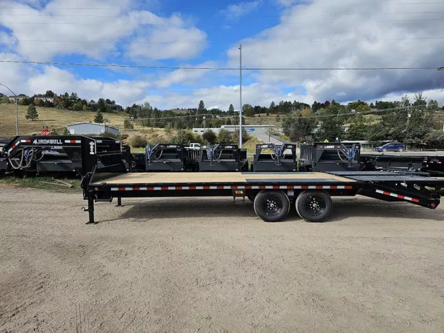 New 2026 Iron Bull 25' 14k Gooseneck Deckover Equipment Trailer