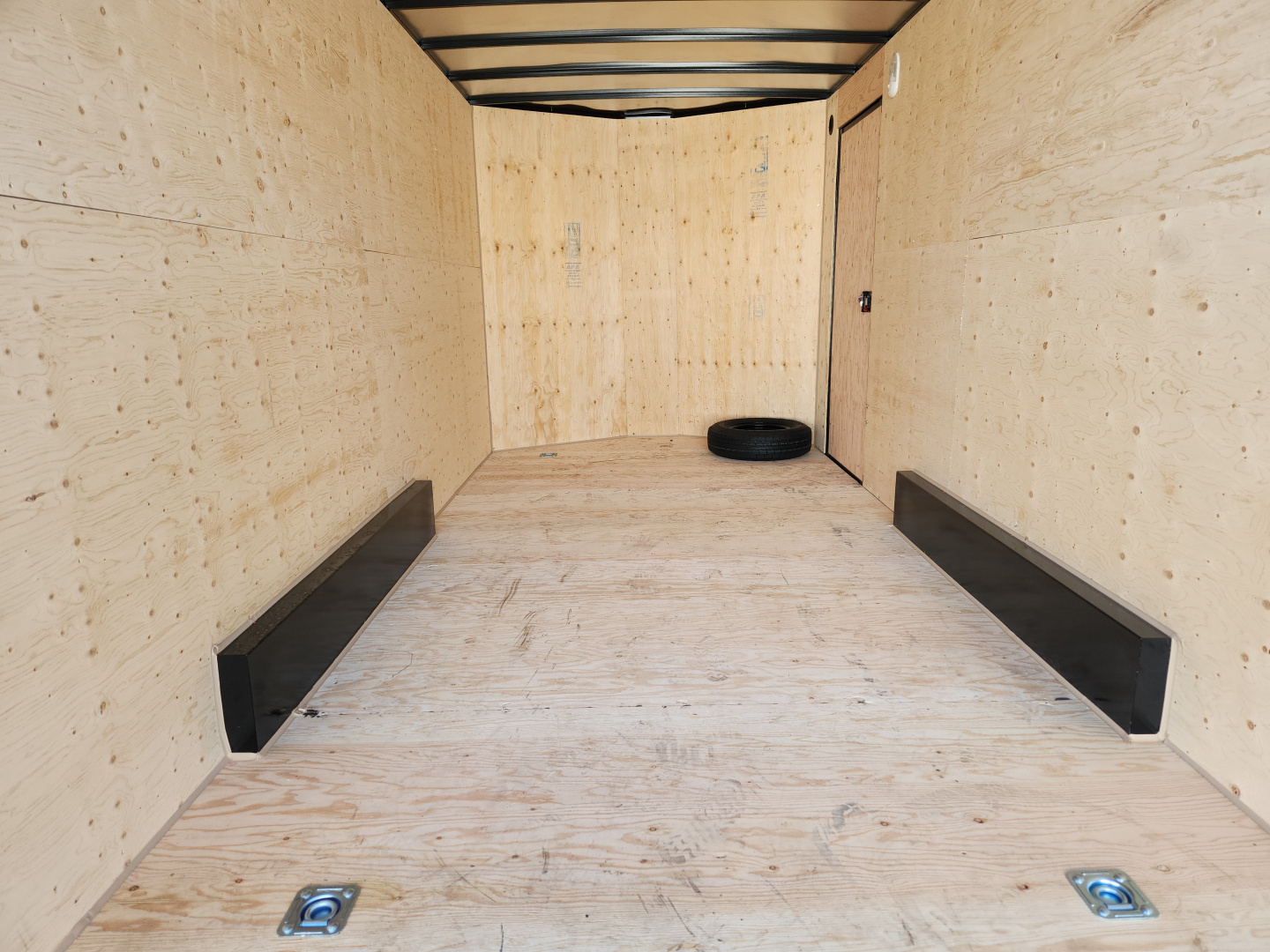 New 2026 Royal Cargo Trailers 7.5 X 16 +V ENCLOSED CARGO Cargo / Enclosed Trailer