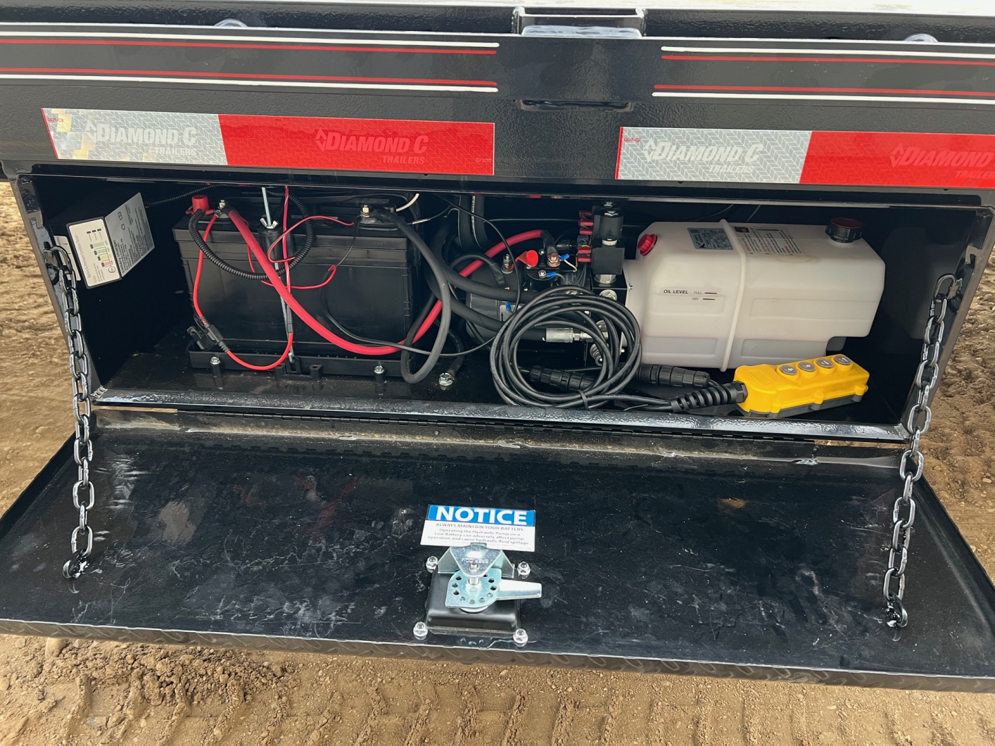 New 2026 Diamond C Trailers 35' FMAX212HDT Gooseneck Hydraulic Tail Flatbed Trailer