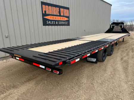 New 2026 Diamond C Trailers 35' FMAX212HDT Gooseneck Hydraulic Tail Flatbed Trailer