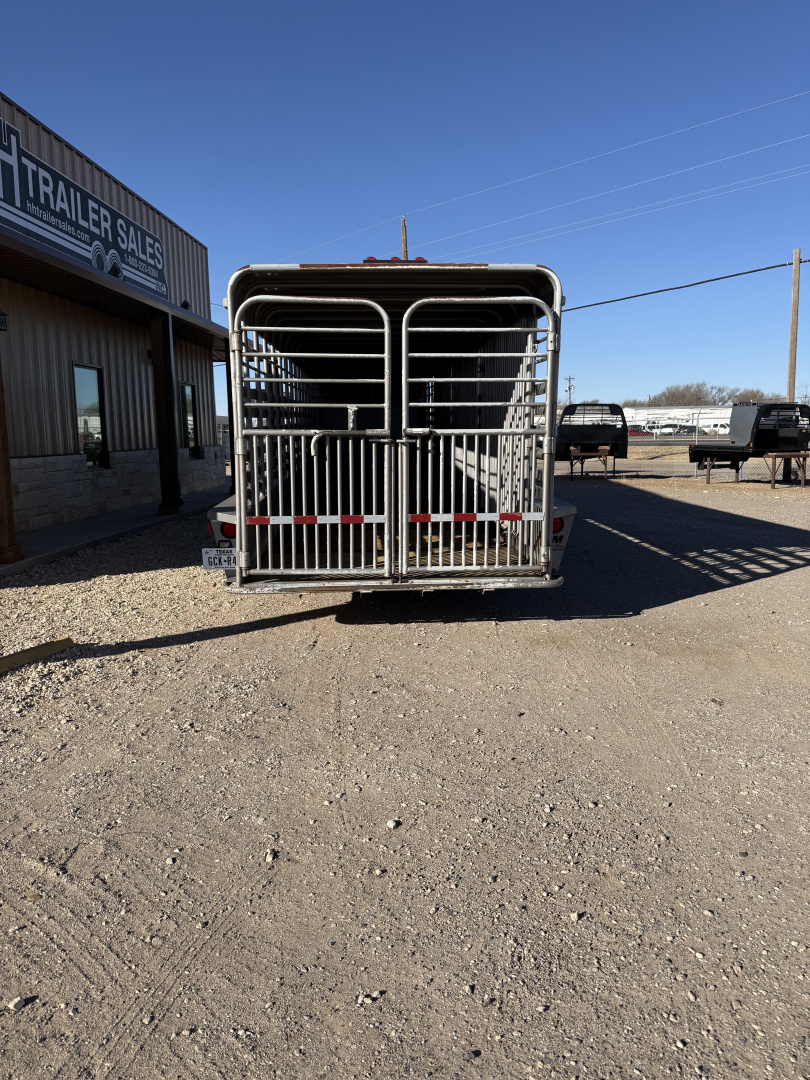 Used 2015 CM Trailers FULL METAL TOP Stock