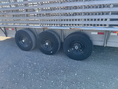 Used 2015 CM Trailers FULL METAL TOP Stock