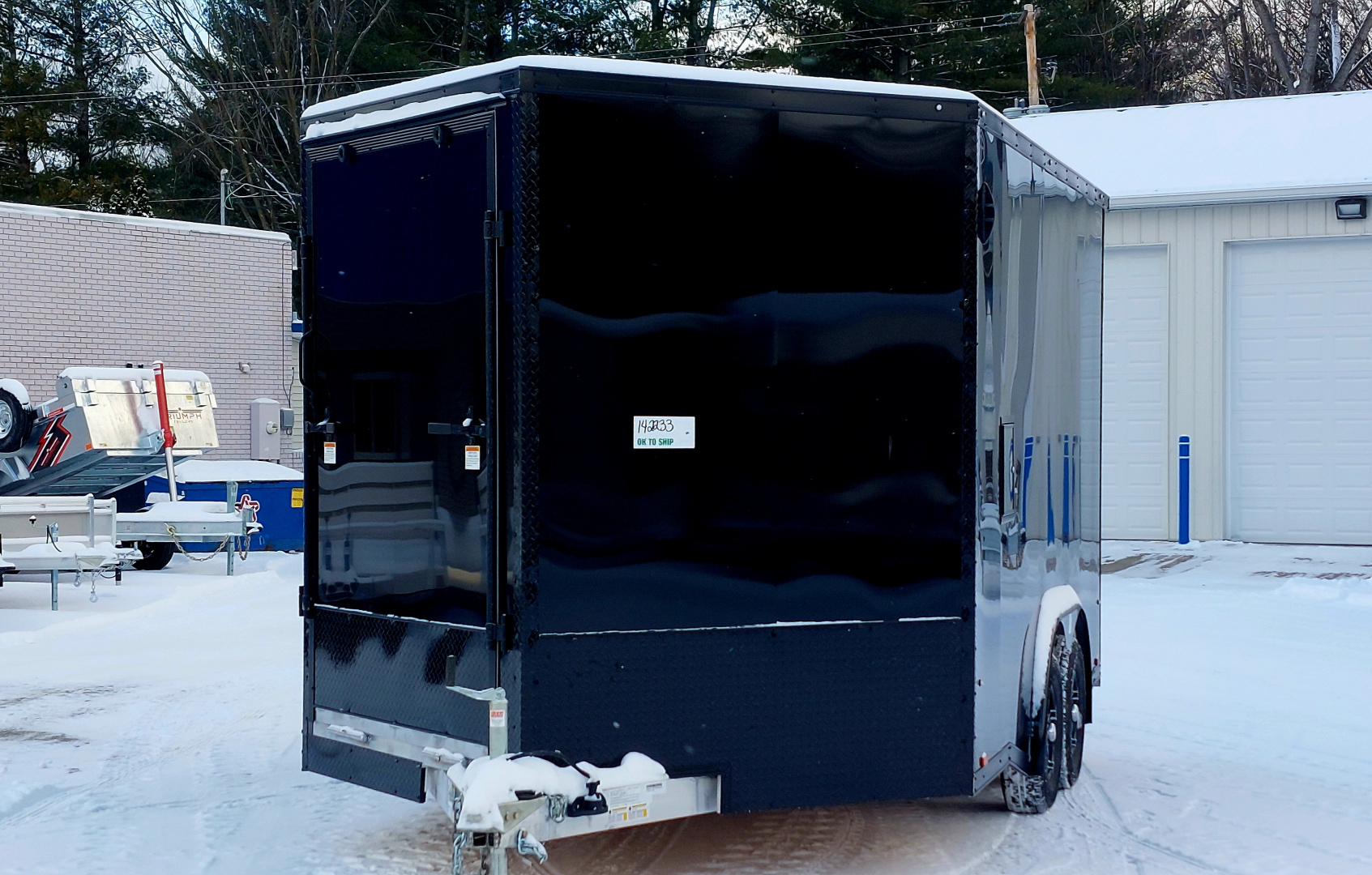 New 8 x 14 + 4' V SNOWMOBILE/CAR HAULER ENCLOSED ALL ALUMINUM 2026 LIGHTNING