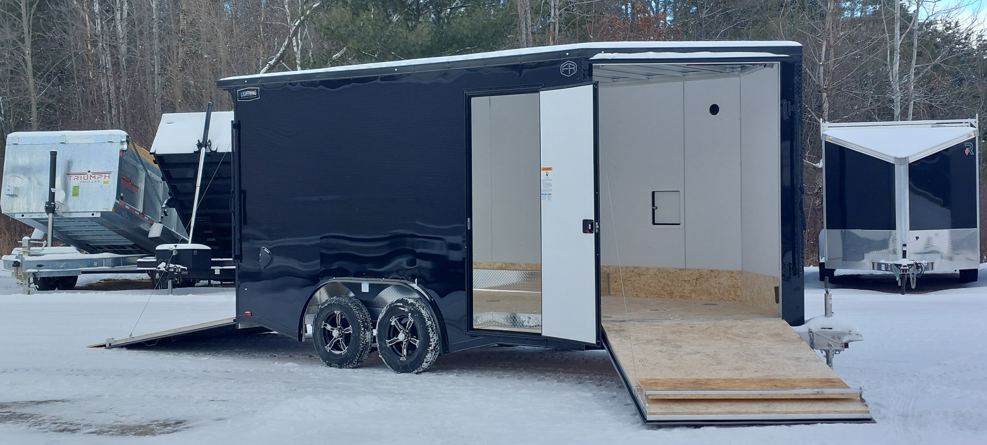 New 8 x 14 + 4' V SNOWMOBILE/CAR HAULER ENCLOSED ALL ALUMINUM 2026 LIGHTNING