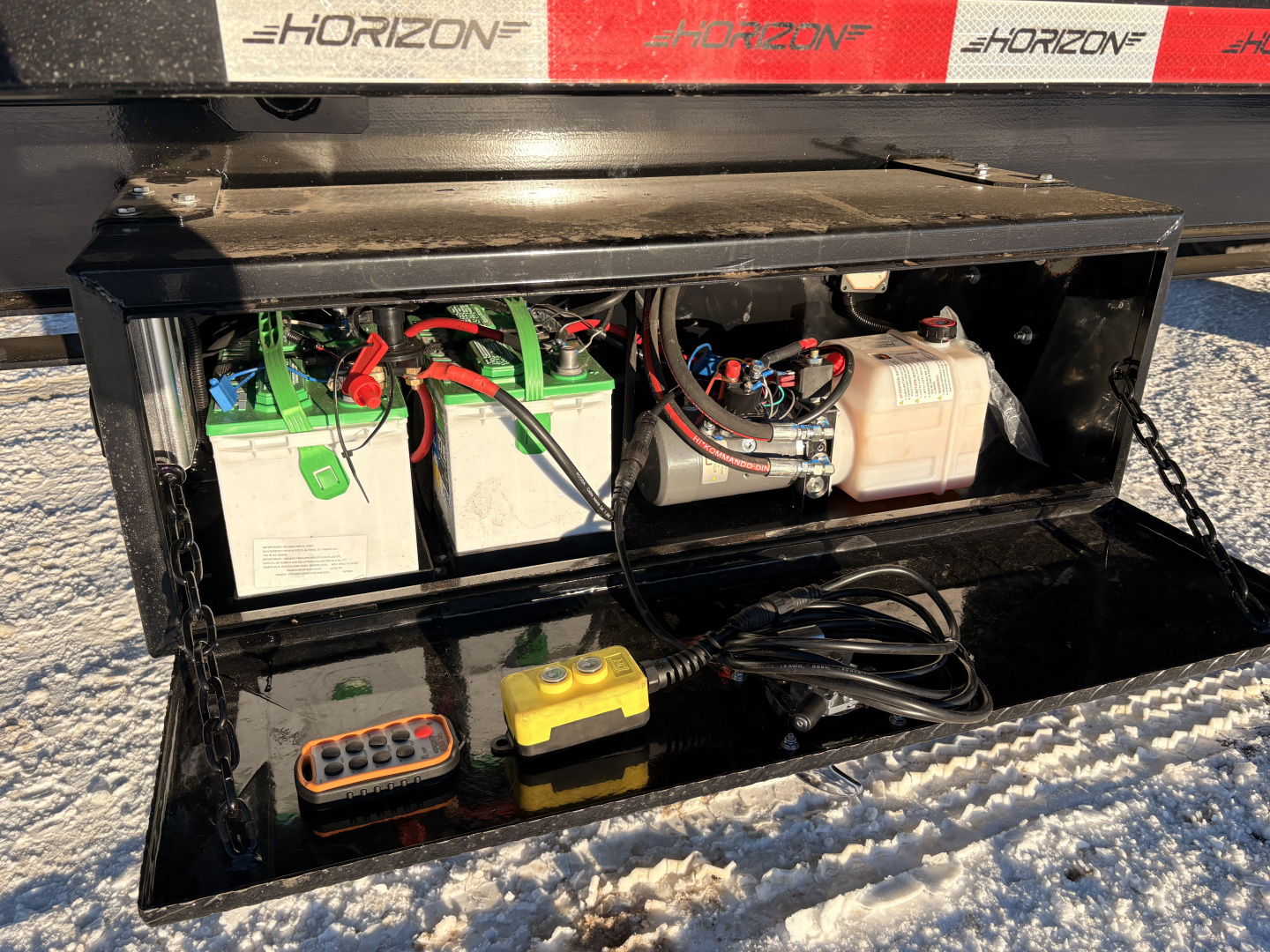 New 2026 Horizon Trailers FFTSS 102''X30' GOOSE FULL TILT 25000GVWR Tilt Trailer