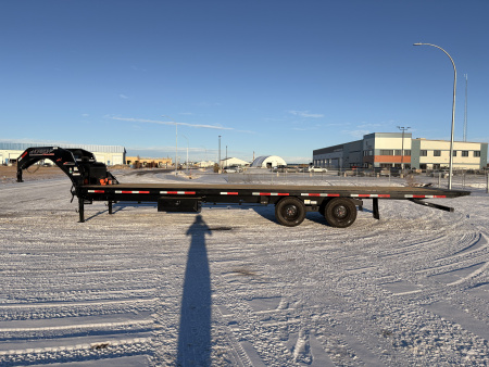 FFTSS 102''X30' GOOSE FULL TILT 25000GVWR Tilt Trailer - Image 3
