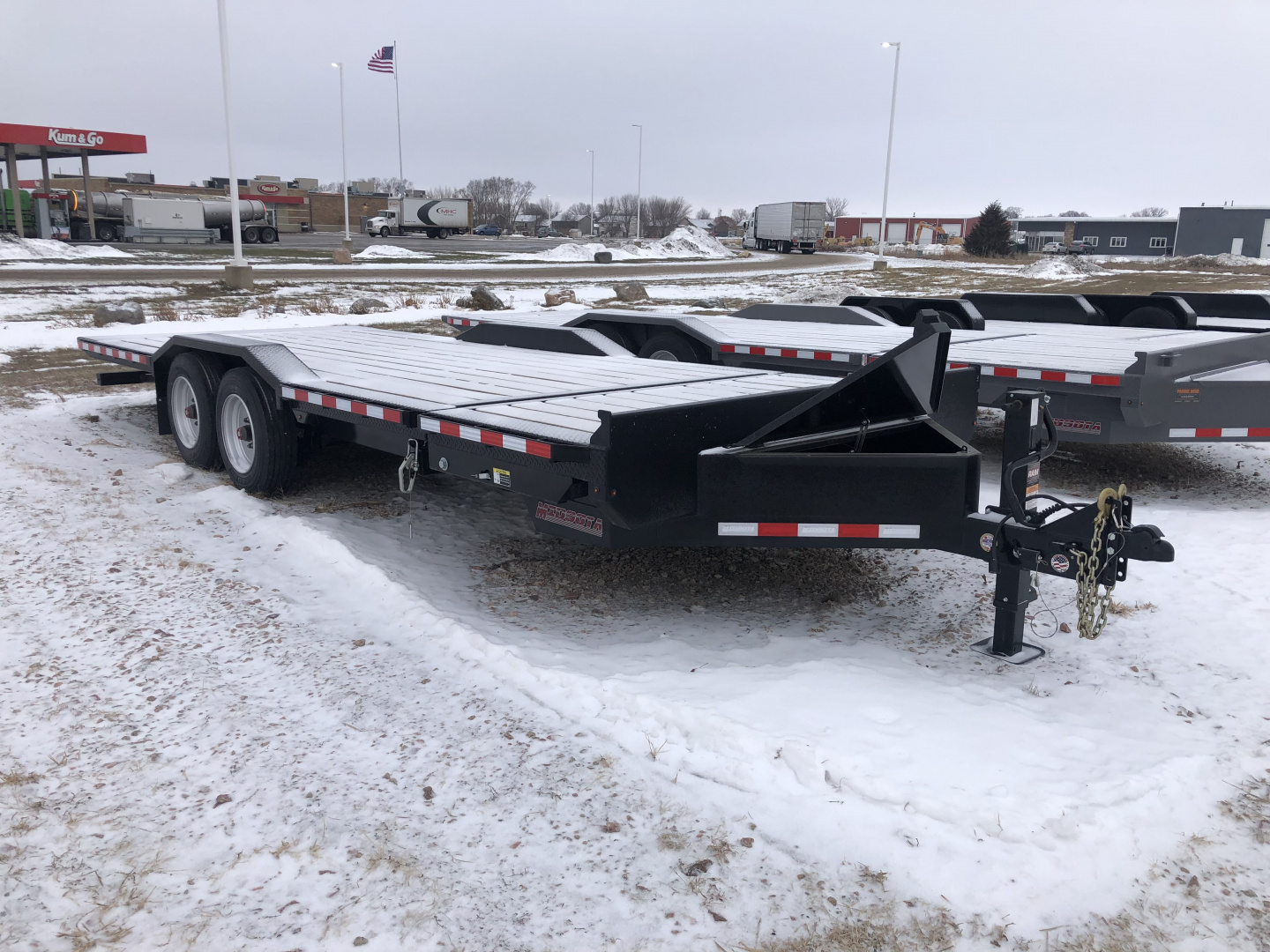 New 2025 Midsota TBWB-22 17.6K Tilt Trailer