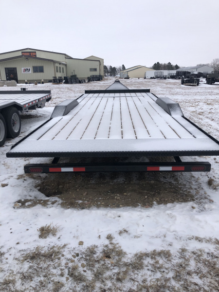 New 2025 Midsota TBWB-22 17.6K Tilt Trailer