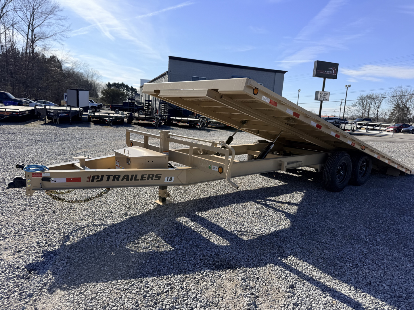 New 2026 PJ Trailers 102X22 DECK-OVER 22’ TILT 14K GVWR Equipment Trailer