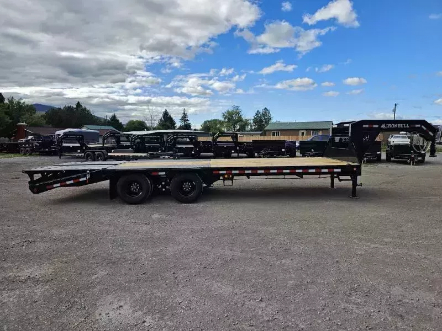 New 2026 Iron Bull 25' 24k Deckover Gooseneck Trailer