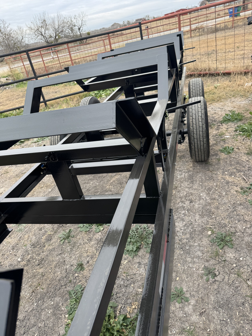 New 2026 Lion Trailers 4-BALE Hay Trailer