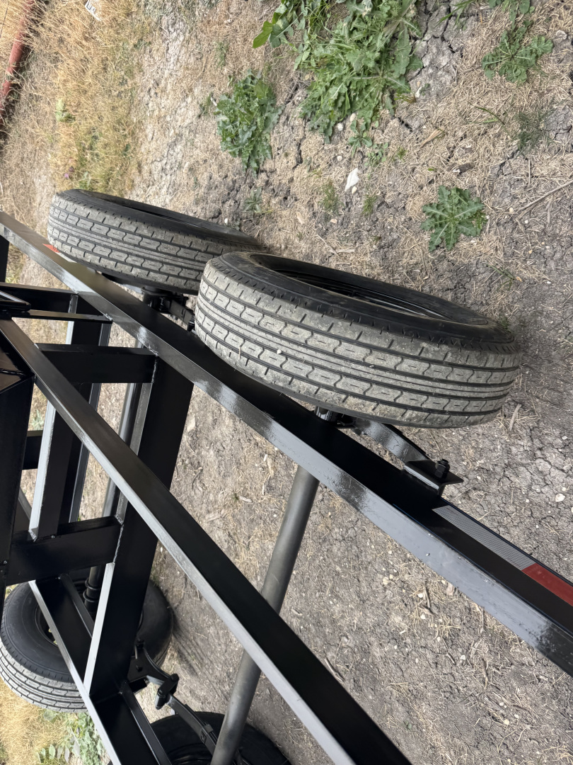 New 2026 Lion Trailers 4-BALE Hay Trailer