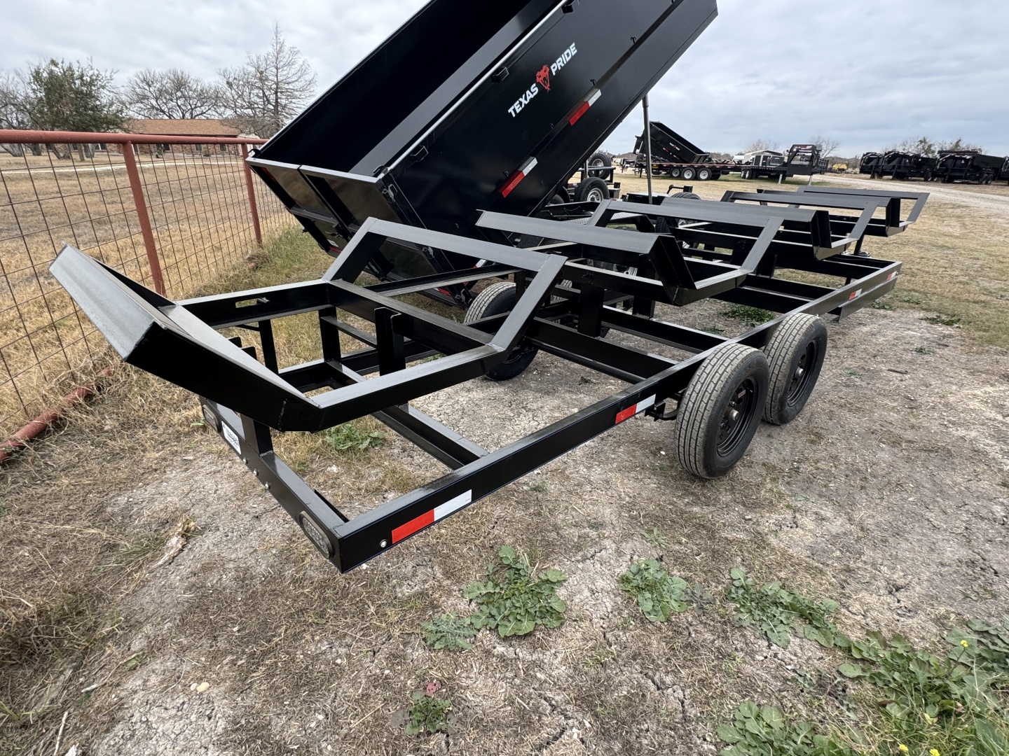 New 2026 Lion Trailers 4-BALE Hay Trailer