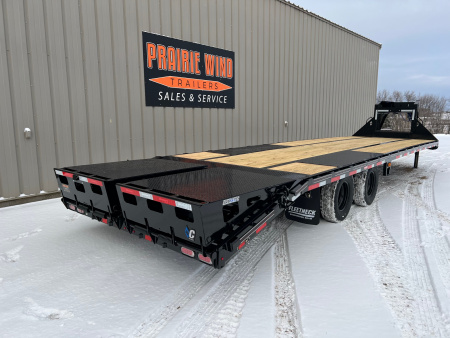 New 2026 Diamond C Trailers 32' FMAX212MR Gooseneck Flatbed Trailer