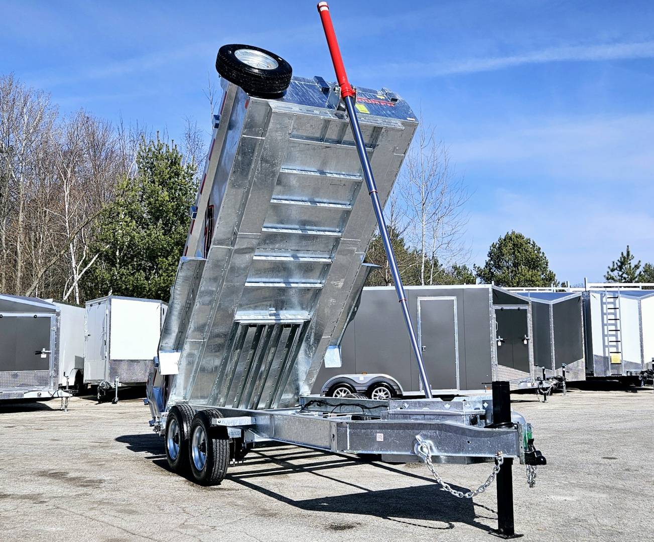 New 82X16 GALVANIZED DUMP 10K AXLES HYDRAULIC JACK 2026 TRIUMPH SPARE TIRE & REMOTE INCLUDED