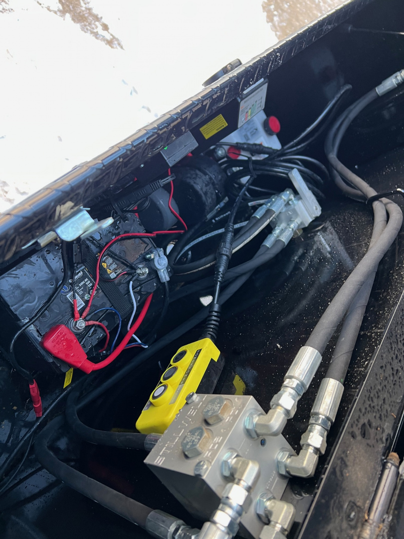 New 2026 PJ Trailers 16' DL Gooseneck Dump Trailer