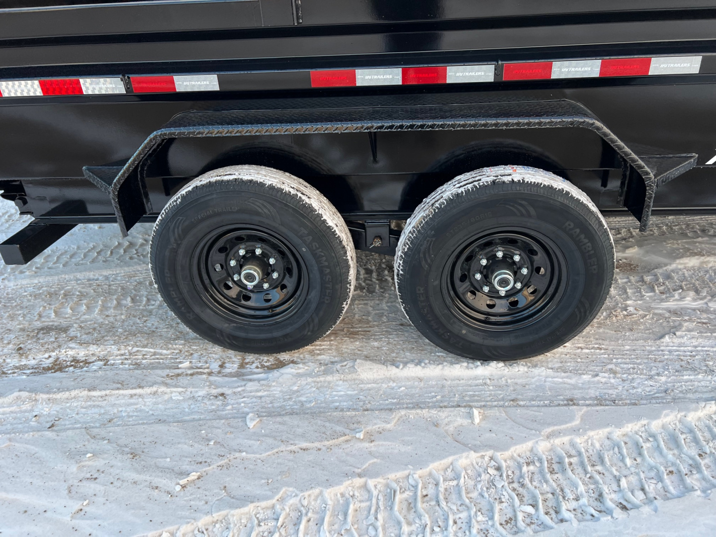 New 2026 PJ Trailers 16' DL Gooseneck Dump Trailer